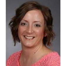 Sarah Walz's Instagram, Twitter & Facebook