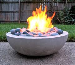 It's substantial size is great for larger overall, the century modern outdoor fire pit is a stunning concrete fire table. 10 Creative Diy Backyard Fire Pits