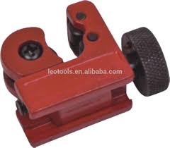 A master plumber usually has ten to fifteen years of plumbers are usually licensed by the state or other governing authority, have been educated in various aspects of the plumbing industry and are. 22mm Copper Pluming Pipe Slice Tube Cutting Tool Cutter Industrial Tools Indianbusinesstrade Com