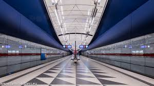 Buy your ticket for public transport online and print them at home. U2 Hasenbergl Fotospaziergang Familie Sterr
