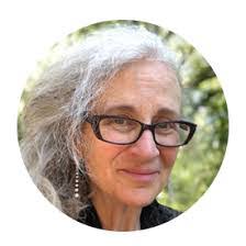 Paula Straw's Instagram, Twitter & Facebook