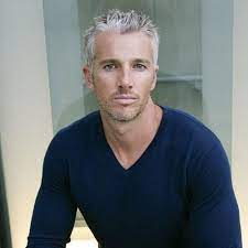 42 Hairstyles For Men With Silver And Grey Hair Men Hairstyles World Grey Hair Men Haircuts For Men Silver Hair Men