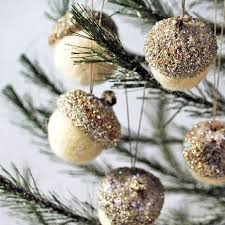Basteln Mit Naturmaterialien 35 Deko Ideen Mit Eicheln Weihnachtsdeko Basteln Naturmaterialien Herbstdeko Basteln Naturmaterialien Basteln Mit Naturmaterialien
