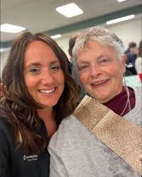 Kinsey Adams's Instagram, Twitter & Facebook