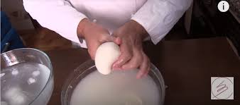 In questo video, prodotto da francesca piccoletti del circolo decrescita felice di roma, possiamo vedere la procedura molto semplice e veloce per autoprodurs. Come Fare La Mozzarella In Casa