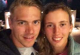 .player here is elise mertens's family member list : What We Know About Elise Mertens Boyfriend Robbe Ceyssens Family Bio