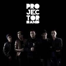 Band aishah lagu aisyah istri rasululloh. Setia Menantimu Projector Band Kkbox