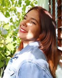 Adriana Acevedo's Instagram, Twitter & Facebook