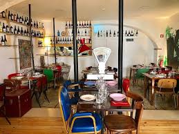 Où déjeuner et dîner, grâce aux recommandations des la trinidad est à lisbonne ce que la cigale est à nantes : Restaurant Legaaal Lisbon Bairro Alto Bica Cais Do Sodre Menu Prices Restaurant Reviews Tripadvisor