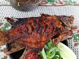 Ikan gurame biasanya dimasak dengan dibakar ataupun di goreng. Resep Ikan Gurame Bakar Gurih Dan Krispi Anti Gosong