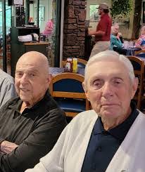 Carolyn Warnock's Instagram, Twitter & Facebook