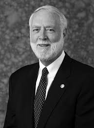 111724 Commencement Bk.indb