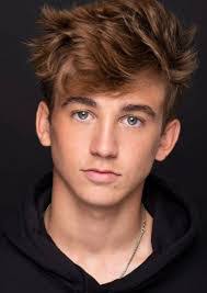 Martell Parker's Instagram, Twitter & Facebook