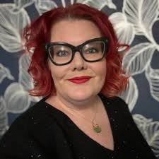 Joanna West 🐝 🌹 ✊🧶 🇵🇱 (@JoannaWestUK)