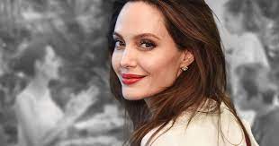 Анджелина джоли | angelina jolie. Angelina Jolie So Sah Sie Sonst Nur Brad Private Fotos Zeigen Sie Zu Hause Mit Den Kids Bunte De