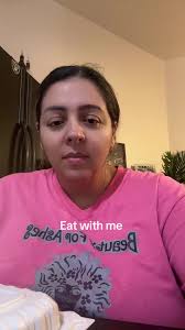 Jennifer Robles (@jenniferespinoza1102)