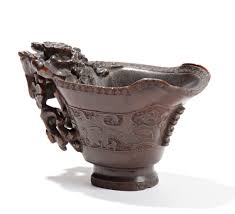 Commentez l'article corne de rhinocéros. Autre Coupe Libatoire En Corne De Rhinoceros Sculptee Asium