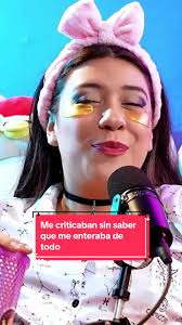 Ni el idioma es una barrera para el chisme ☝️ disfruta junto a @✨Xanic ✨ y  @Liz Cerón de este chismecito y encuentra más en el canal de YouTube