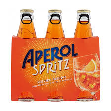 Its orange is unmistakable, a vibrant color that lights up your toasts and adds extra joy to the moment. Aperol Spritz 175 Ml X 3 Btls Pack Soft Drinks And Aperitief Wine And Drinks Christmas Italiatella