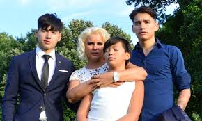 Eddig 29400 alkalommal nézték meg. Meglepo Csaladi Titkokat Arult El Liu Shaolinek Mamaja Ripost