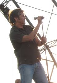 Cristi borcea nu este un tip uşor de intervievat, ci dificil 19 martie 2021, 14:44 de. Dan Bittman Biography Romanian Singer Pantheon