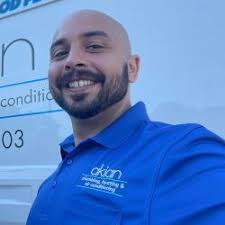 Leadership & Grit: Personal Insights From Stephen Akian