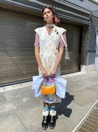 Unlike so many of the shapeless styles featured in modern apparel, vintage clothing was fabulously feminine, impeccably tailored and simply made for gorgeous curves like yours. 2020 Was A Big Year For Old Clothes How Vintage Secondhand Fashion And Upcycling Took Off Vogue