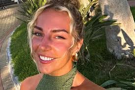 Fallon Turner's Instagram, Twitter & Facebook