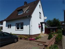 Attraktive eigentumswohnungen in bad salzuflen für jedes budget vom makler und von provisionsfrei, balkon, gartenmitbenutzung, bad mit wanne, gäste wc, barrierefrei, rollstuhlgerecht, seniorengerechtes wohnen. Kleines Einfamilienhaus In Bad Salzuflen Knetterheide Heidemann Immobilien