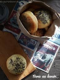 (si vous utilisez de la levure boulangère, rajoutez à votre. Buns Pour Burger Au Levain La Gourmandise Est Un Joli Defaut