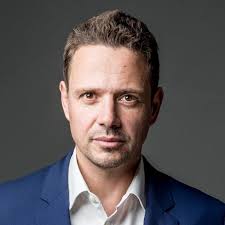 W poniedziałek prezydent warszawy rafał trzaskowski poinformował, że powołał specjalną komisję, która zbada przyczyny kolejnej awarii. Rafal Trzaskowski Home Facebook