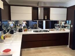 Así podrás ganar espacio y conseguir más cajones y puertas para poder organizar mejor la estancia. Diseno De Muebles De Cocina En Canning Verko Tradem Design