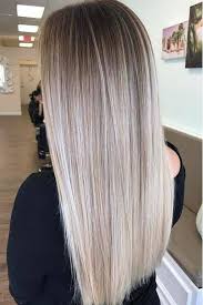 Champagne Is The Latest Color Hair We Re Crazy For Champagne Blonde Hair Hair Styles Champagne Hair Color