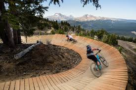 Despite the remoteness of this trail, there is excellent signage and maps can be found at most of the major intersections. Mountain Biking At Oregon Ski Areas Travel Oregon