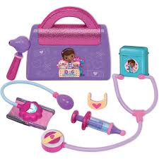 Thanks to toy story we know that toys have life but, what happens when one breaks down ?. Doc Mcstuffins Doctor S Bag Set Walmart Com Walmart Com