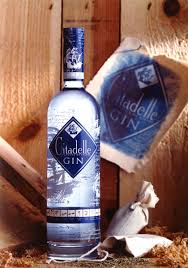 Super silky with big licorice and juniper twang and slight quinine flavor. Citadelle Gin Citadelle Gin Gin Foundry
