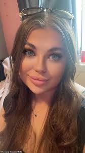 I accidentally had my Boohoo parcel delivered to my boyfriend's ex and I  had to go to her house to retrieve it