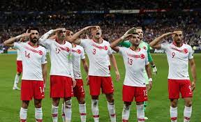 Meeste vermeldingen, laatste 4 uur: Turkije Blijft Opnieuw Overeind Tegen Wereldkampioen Frankrijk Buitenlands Voetbal Ad Nl