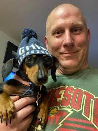 I had a hat...🎵🎶 Say hello to Lotti, a two year old Miniature Pinscher!  🐶🐾🧢 Thank you to Jacqueline Hicks for sharing your photo with us