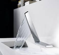 Bagi yang belum mengetahui, sebenarnya kran air mempengaruhi desain interior ruang dimana ia diletakkan, utamanya di kamar mandi ataupun dapur. 5 Desain Kran Air Futuristik Canggih Untuk Kamar Mandi