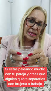 Kami Hunt's Instagram, Twitter & Facebook