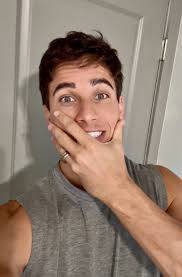 Does anyone disagree with the person's behavior?