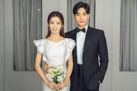 He and tiffany also appear in we tv's marriage boot camp: Sung Hoon And Lee Ga Ryung Pose In Wedding Photos For Upcoming Drama Soompi