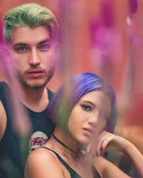 I Need No Other Heaven Hold me in your embrace And gently caress With your  love Until I lose my 'me' And be wholly thine To rest in your soul  Peacefully like