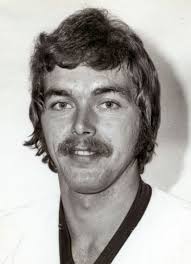 Player photos for the 1972-73 London Knights at hockeydb.com