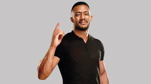 محمد رمضان ينثر أكواما من الدولارت ويتباهى: Ù…Ø­Ù…Ø¯ Ø±Ù…Ø¶Ø§Ù† Ù…Ù†ØªÙ‚Ø¯Ø§ Ø¹Ù…Ø±Ùˆ Ø£Ø¯ÙŠØ¨ Ø¥Ø¹Ù„Ø§Ù… Ø¨Ù„Ø¯ÙŠ ÙŠØªØ¬Ø§Ù‡Ù„ Ø¥ØµØ§Ø¨ØªÙŠ Ø­ÙŠØ§ØªÙ†Ø§ Ø¬Ù‡Ø§Øª Ø§Ù„Ø¥Ù…Ø§Ø±Ø§Øª Ø§Ù„ÙŠÙˆÙ…