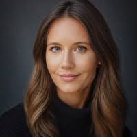 Ashley Fredrickson's Instagram, Twitter & Facebook