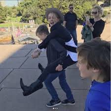 When asked about the this is grimes' first child. Amber Heard Gets Seal Of Approval From Elon Musk S Children As They Spend Quality Time Together In Australia Mirror Online