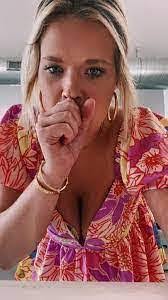 Colleen Smithers's Instagram, Twitter & Facebook