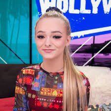 Is Zoe LaVerne Pregnant? TikTok Star Announces She is Expecting With  Boyfriend Dawson Day